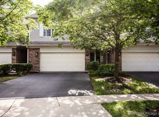 2140 Yale Cir, Hoffman Estates, IL 60192
