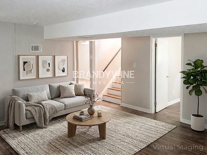 1357 Heather Cir — Photo 23