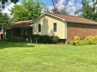 2213 Tolgate Rd, Fayetteville, NC 28304