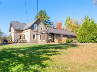 1724 B Kohlsmith Rd, Whitewater Region, ON K0J1K0