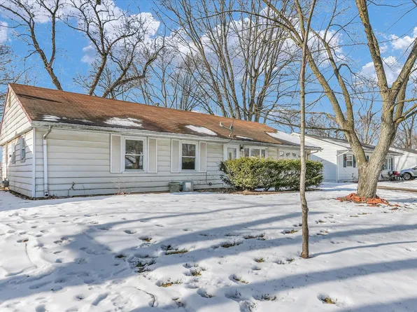 505 Dodson Dr S, Urbana, IL 61802