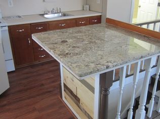 284 Divinity St FLOOR 3, Bristol, CT 06010