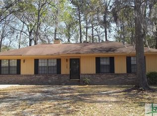 104 Cambridge Dr, Savannah, GA 31419