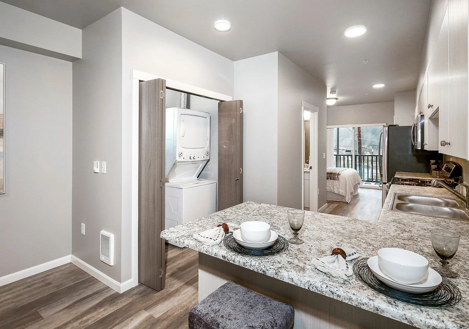 East Ridge Apartments — Photo 4