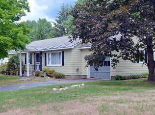 14 Smith St, Townsend, MA 01469