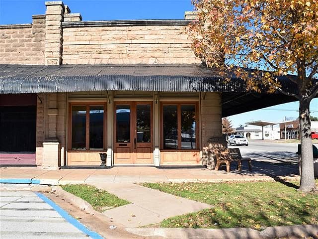 1st image of 100 W Cash St