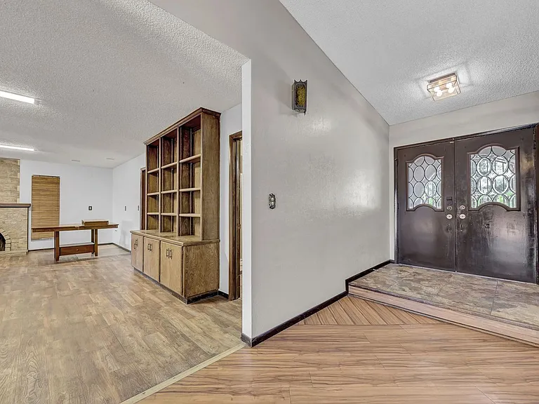 6975 Obannon Dr — Photo 7