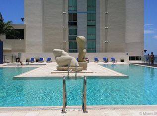 325 Biscayne Blvd #3514, Miami, FL 33130