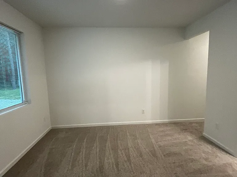 13903 Oakwood Dr — Photo 6