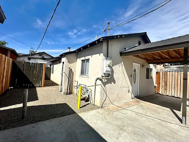 719 Eureka St #A — Photo 4
