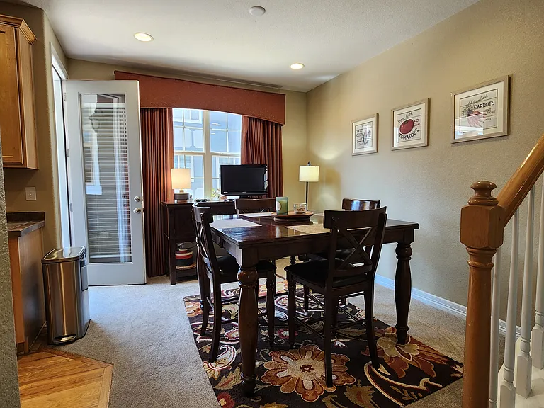 9138 Kornbrust Dr — Photo 32