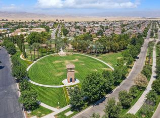 1506 N Piccadilly Ln, Clovis, CA 93619