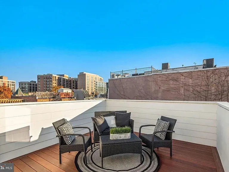 516 M St NW #3 — Photo 29