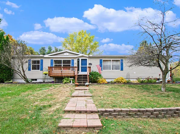 8350 Clear Lake Rd, Grass Lake, MI 49240