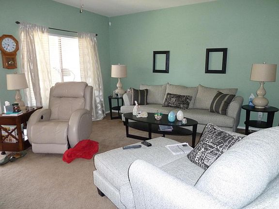 3rd image of 44177 W Canyon Creek Dr