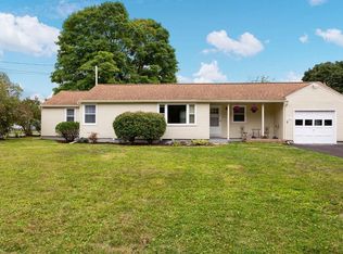 101 Kenneth Rd, Camillus, NY 13031