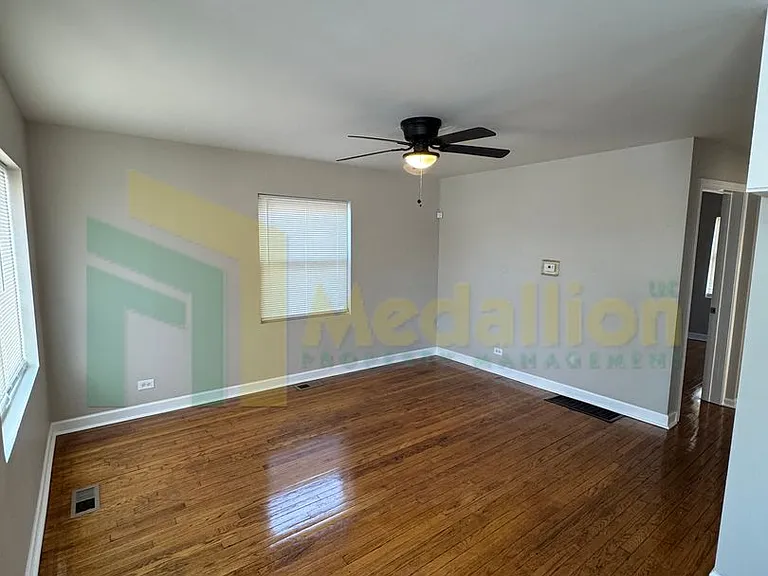 9648 S Yale Ave — Photo 3