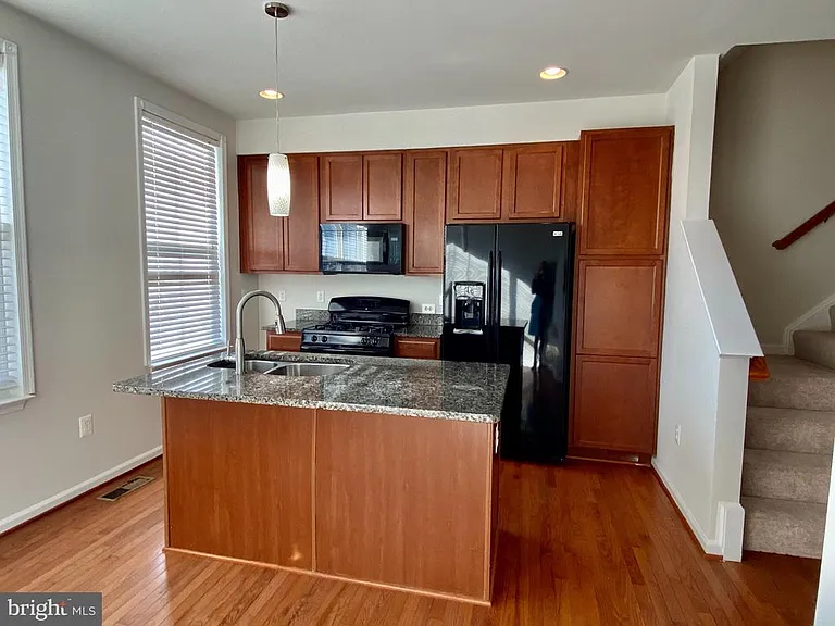 2849 Chinkapin Oak Ln — Photo 9