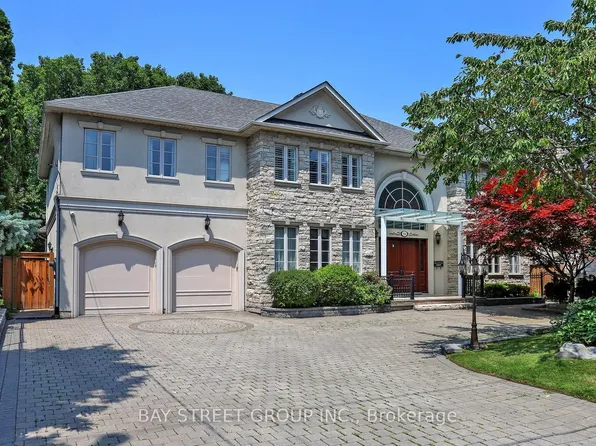 78 York Rd, Toronto, ON M2L 1H8