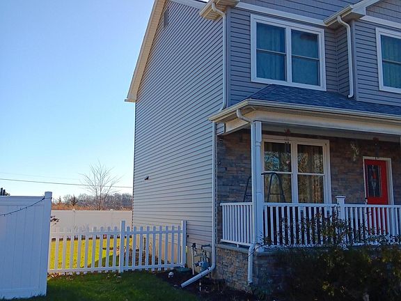 3rd image of 209 Mizzen Avenue