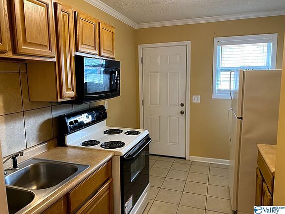 3rd image of 4004 McVay St SW APT 2