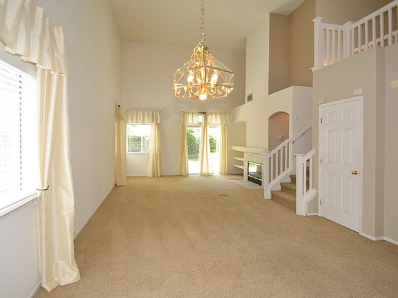 4th image of 3752 Bridlewood Cir