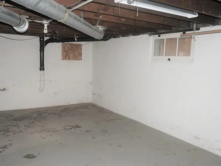 771 S Ogden St — Photo 11