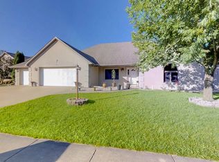 406 Beringer Cir, Urbana, IL