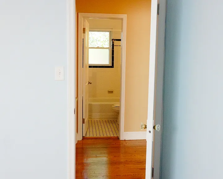8405 Greenwood Ave — Photo 11