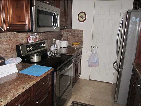 4th image of 8636 Key Biscayne Dr APT 202