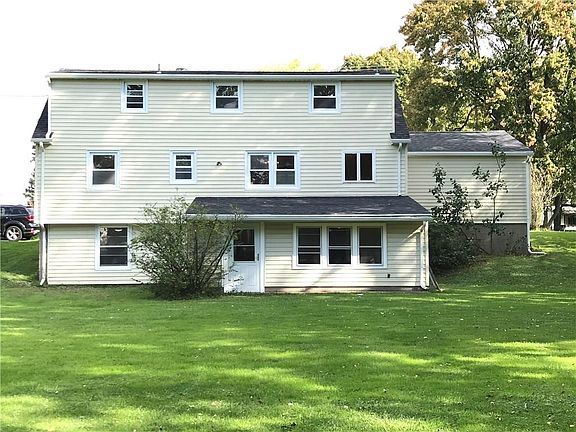 4th image of 113 Nichols St