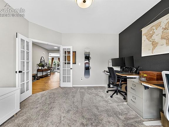 4th image of 6658 Edmondstown Dr