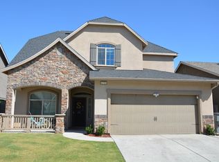 6753 E Redlands Ave, Fresno, CA 93727