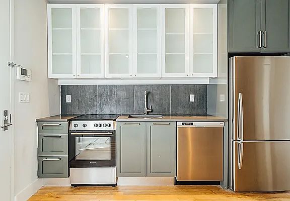 2nd image of 785 Dekalb Ave APT 2G