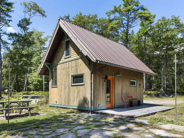 65 Henry Road, Georgetown, ME 04548