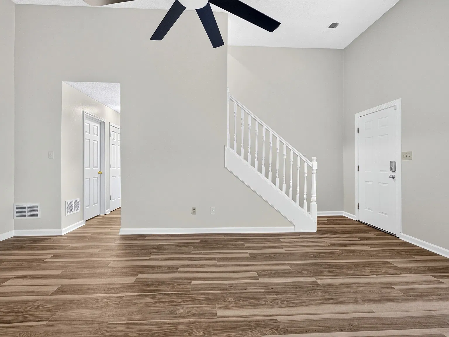 4 bed, 1640 sqft, $2,495 — Photo 4