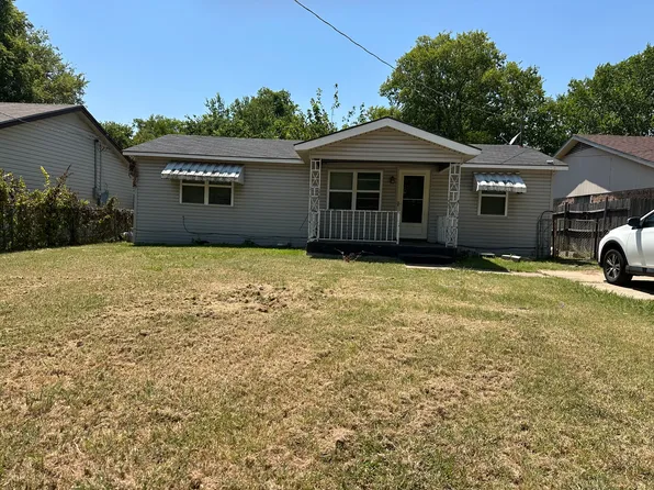 2109 Varsity Dr #1, Grand Prairie, TX 75051