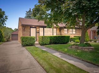 1525 Genesee Dr, Royal Oak, MI 48073