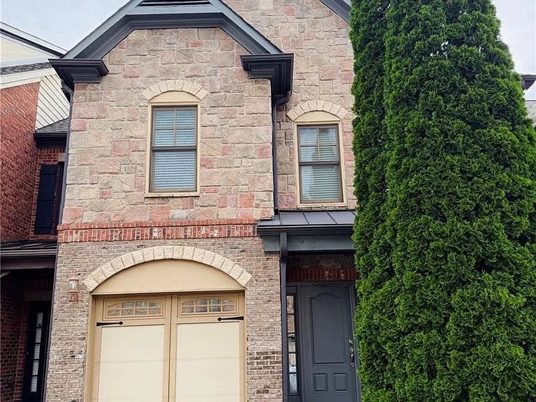 1655 Township Cir — Photo 2