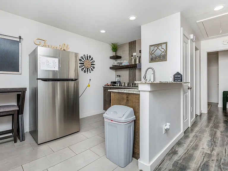 5705 Pickfair Cir — Photo 20