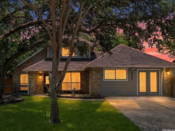 2206 PEACH BLOSSOM ST, San Antonio, TX 78247