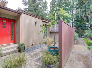 13505 NE Regents Dr, Vancouver, WA