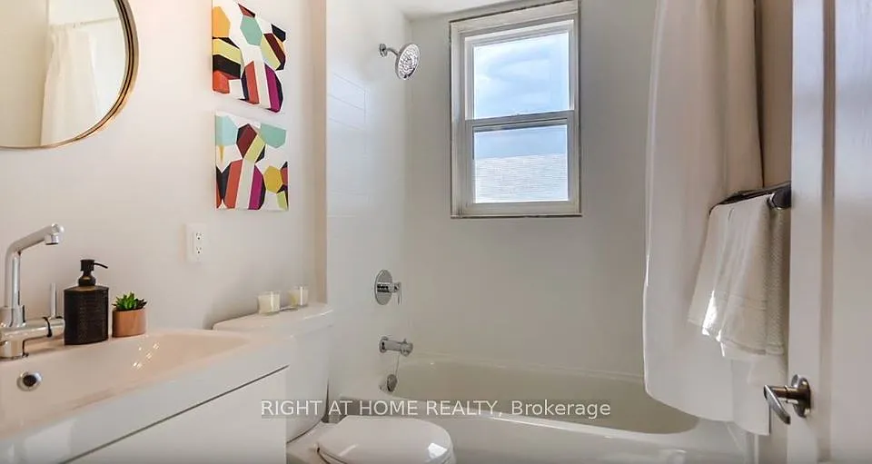 2 bed, $2,400 — Photo 4