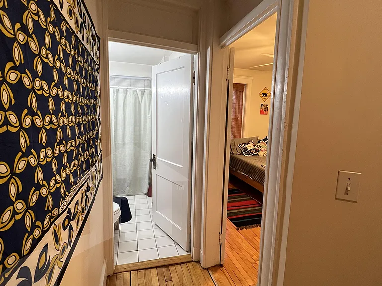 331 Harvard St #1 — Photo 8