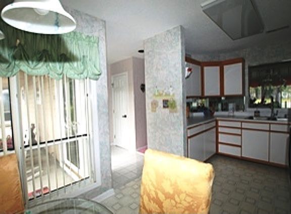 4th image of 3813 Myrtle Pointe Dr