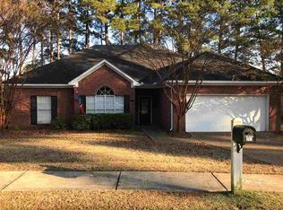 361 Pinewood Ln, Ridgeland, MS 39157