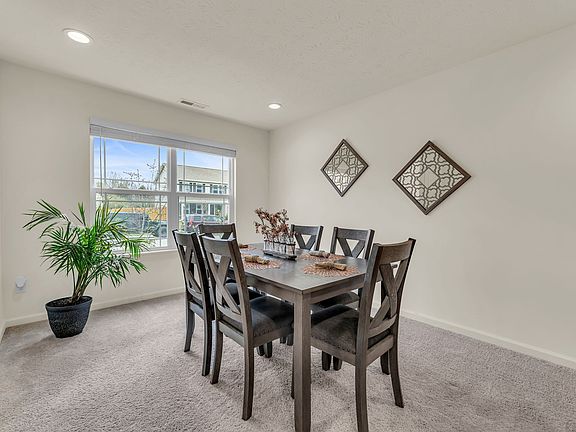 5th image of 2820 Pointe Harbor Dr