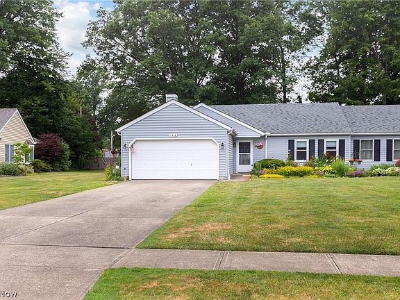 2nd image of 1818 Sandalwood Dr