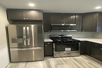 1st image of 109 S 1st St #1