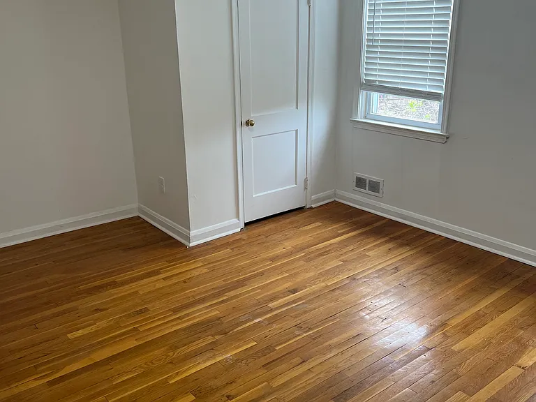 7230 Conley St — Photo 7